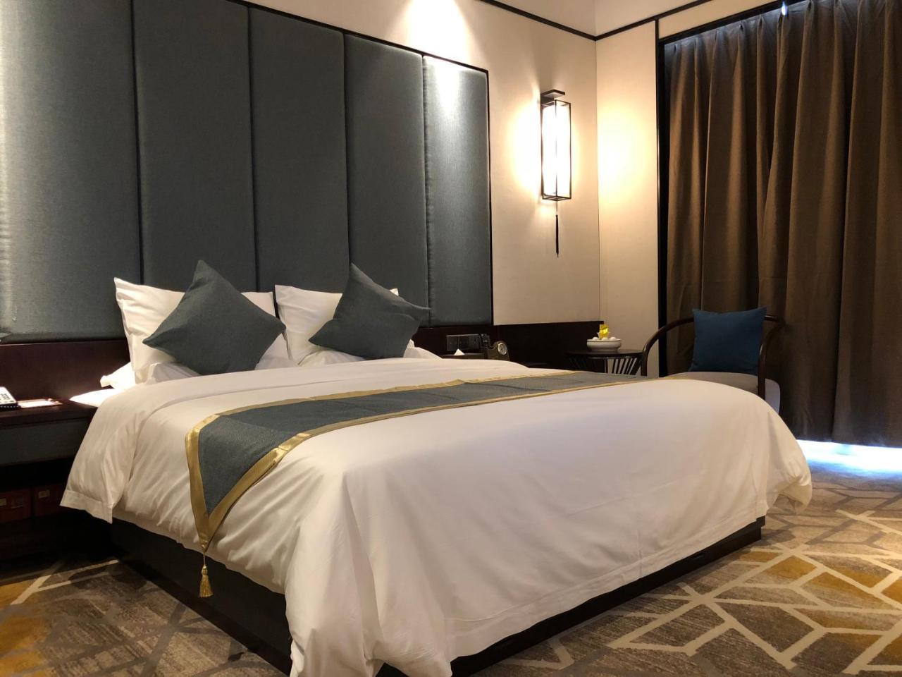 Shantou Hairun Hotel 외부 사진